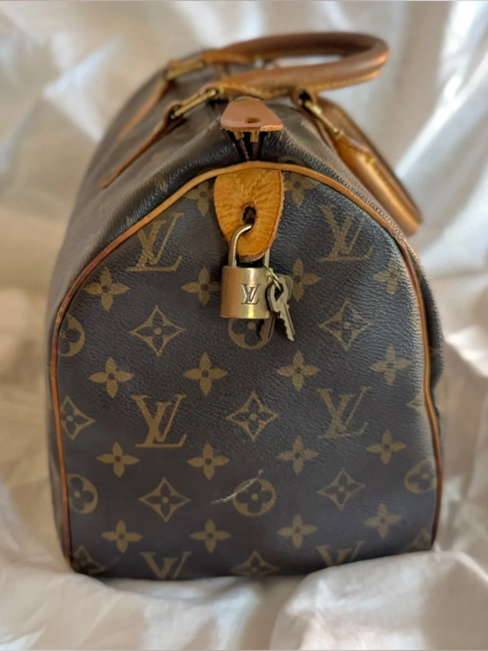 Louis Vuitton classic authentic